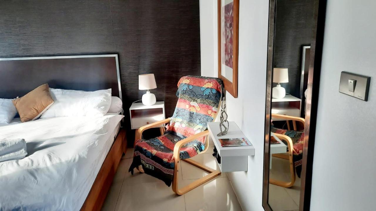 Valley View Apartment